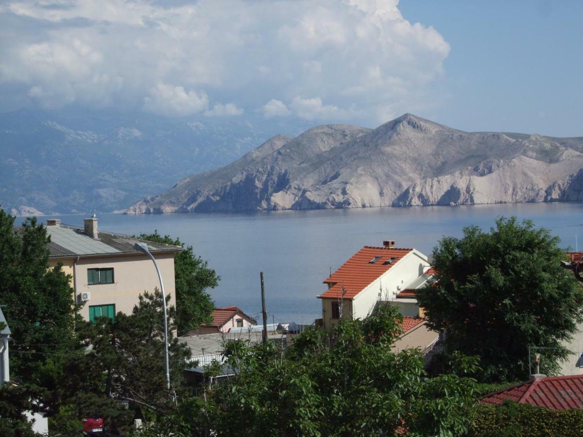 Apartments Ddd Baska  Bagian luar foto